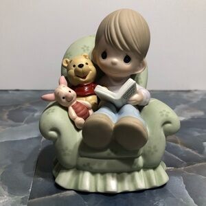 Disney Precious Moments Winnie the Pooh 2005 “Everything’s Better With a Friend”